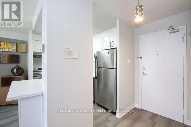 #1501 -2900 BATTLEFORD RD N, #1501