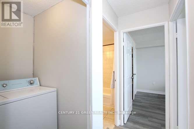 #1501 -2900 BATTLEFORD RD N, #1501