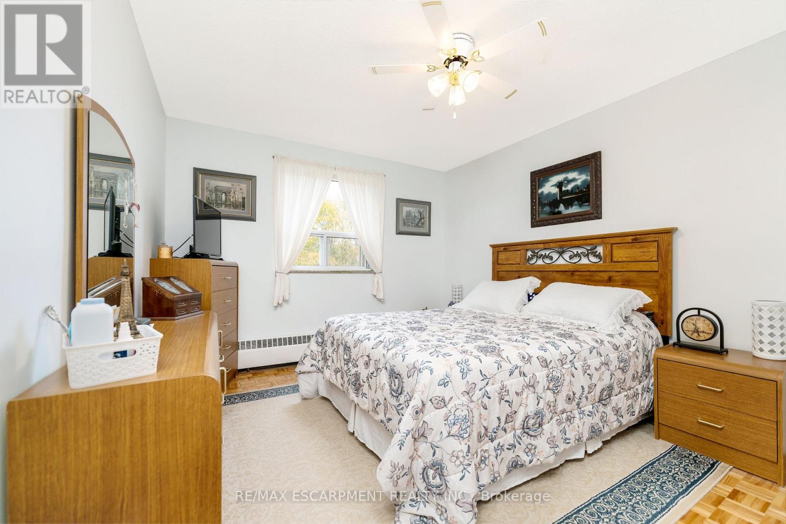 #201 -24 RANSOM ST