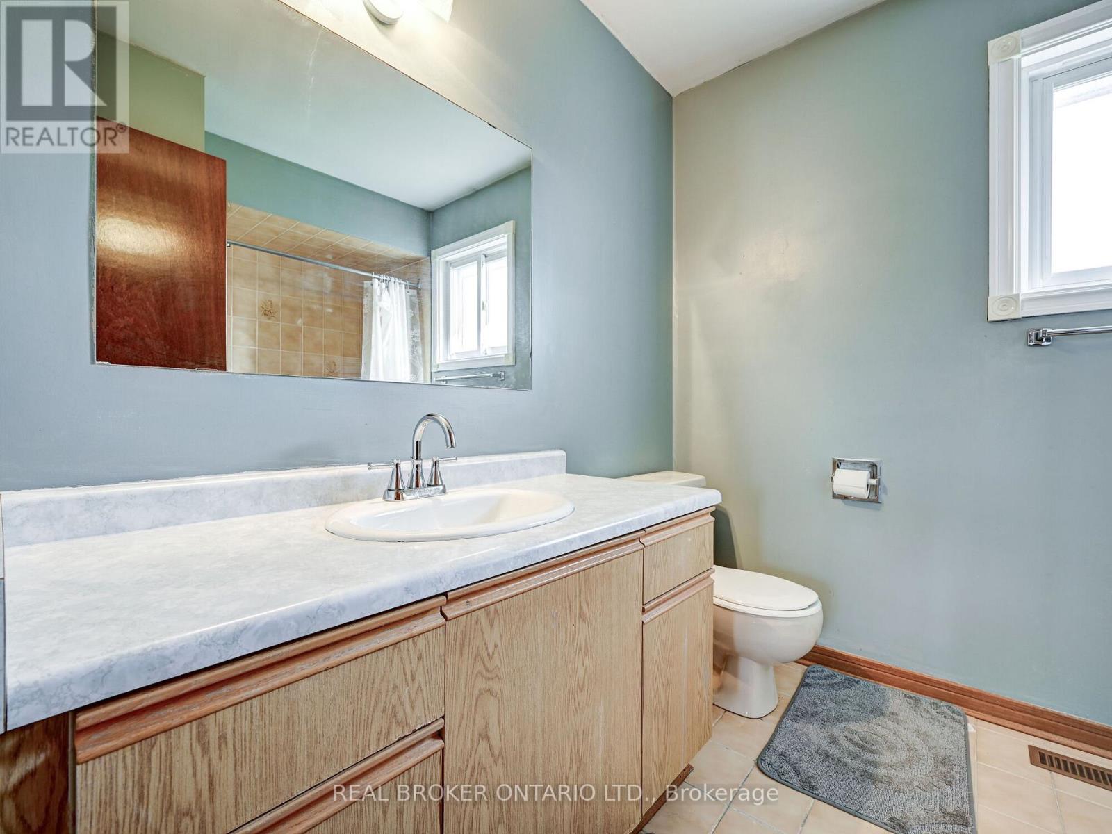 36 ORTONA DR