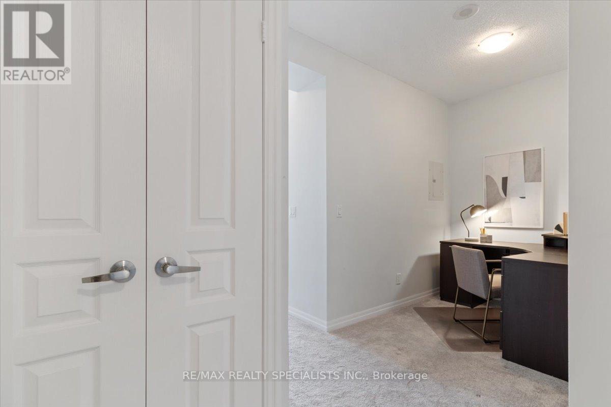#805 -225 WEBB DR, #805