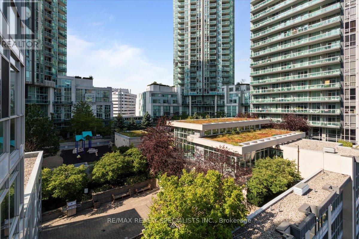 #805 -225 WEBB DR, #805