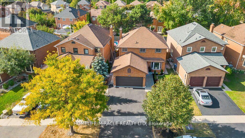#BSMT -57 LORD SIMCOE DR, #Bsmt