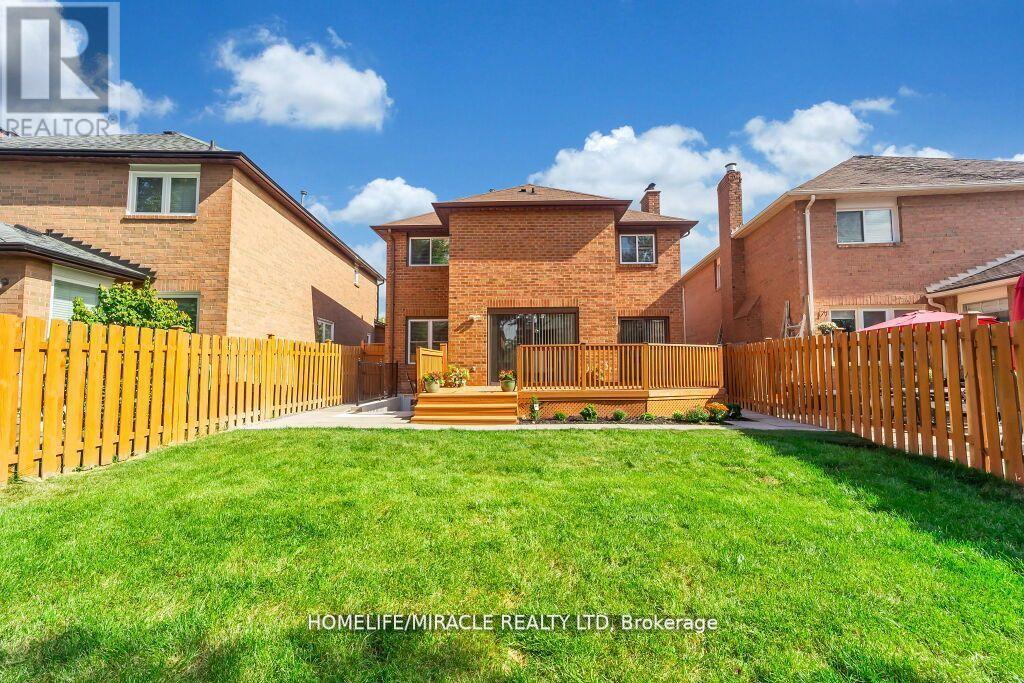 #BSMT -57 LORD SIMCOE DR, #Bsmt