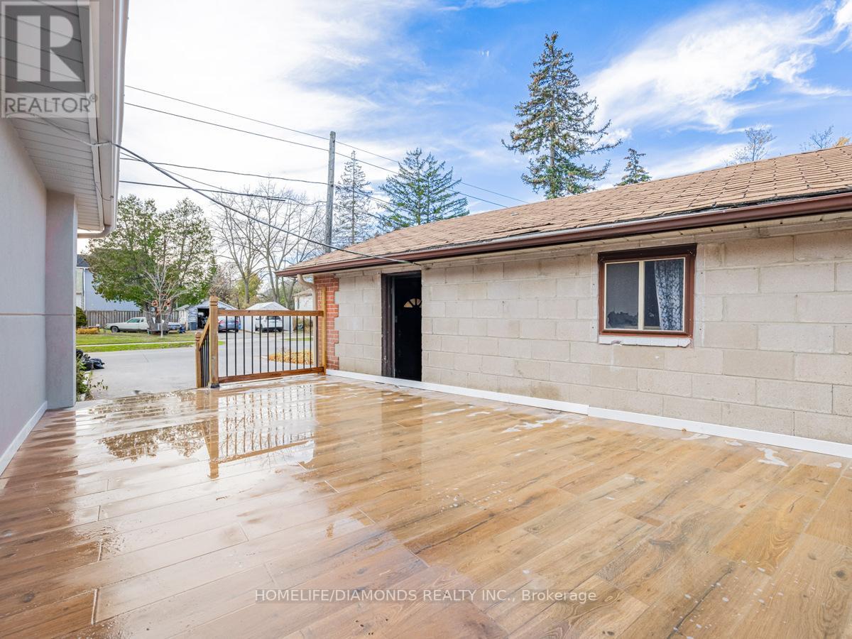 191 DEANE AVE