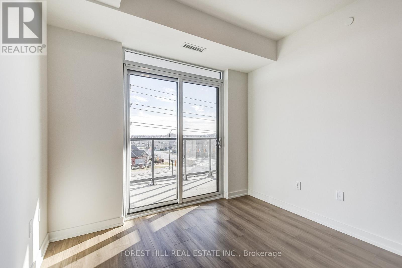#410 -10 LAGERFELD DR, #410
