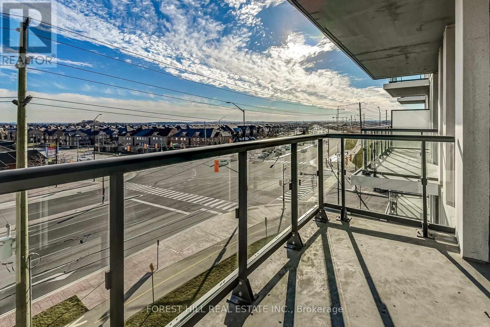 #410 -10 LAGERFELD DR, #410