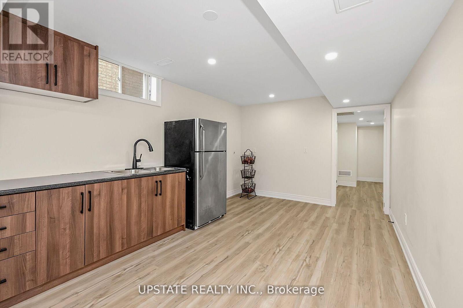 43 DOTCHSON AVE
