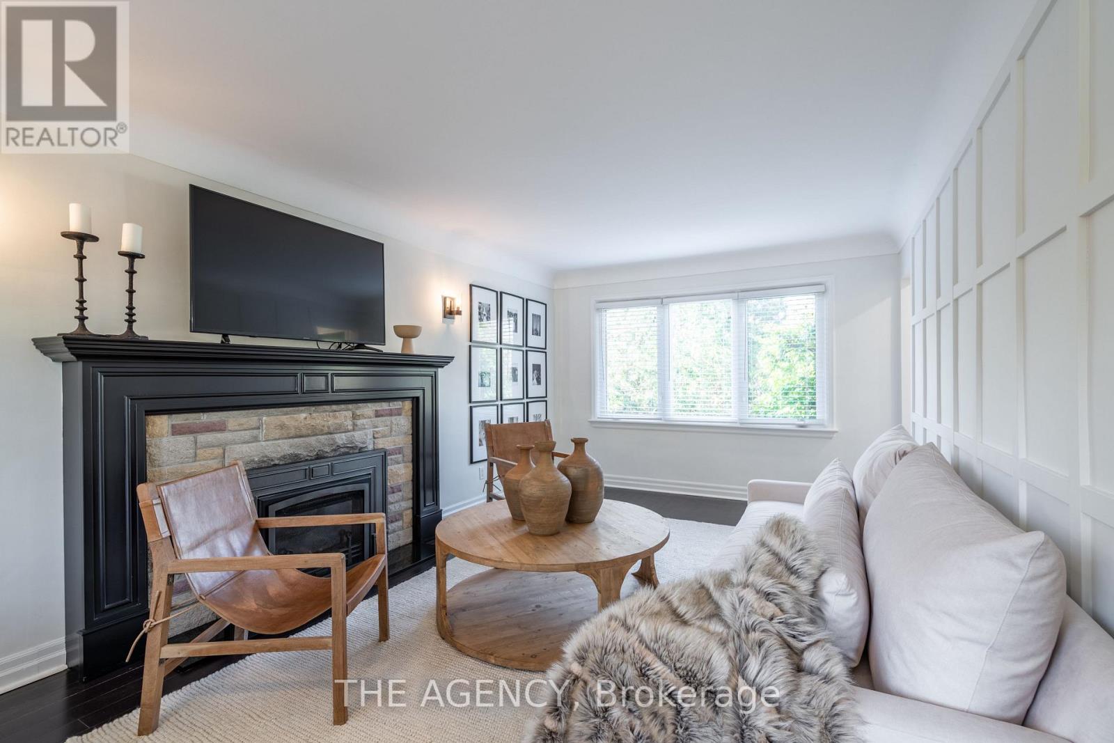 431 PATRICIA DR