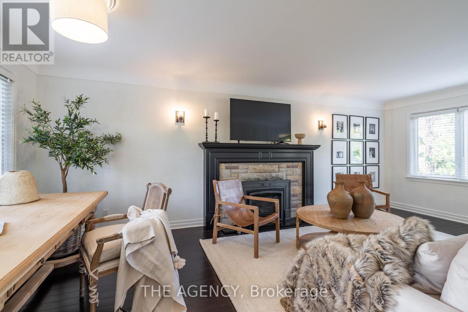 431 PATRICIA DR