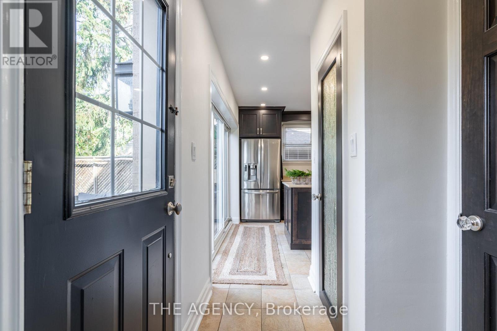 431 PATRICIA DR