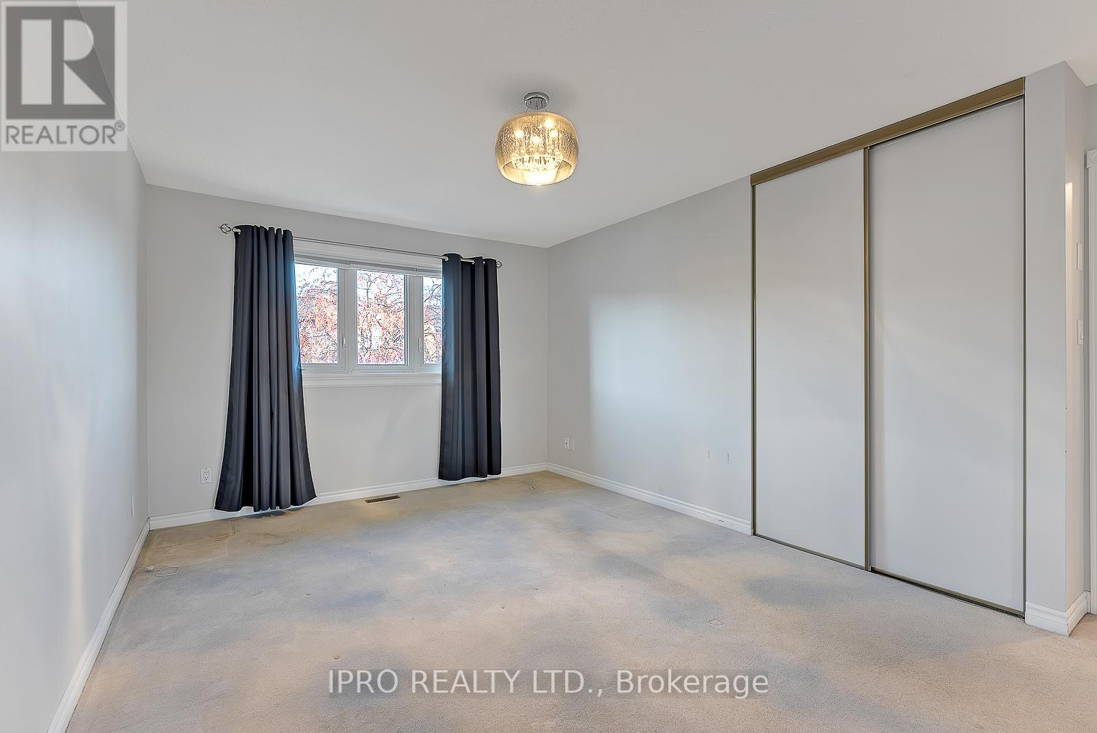 57 NUTTALL ST