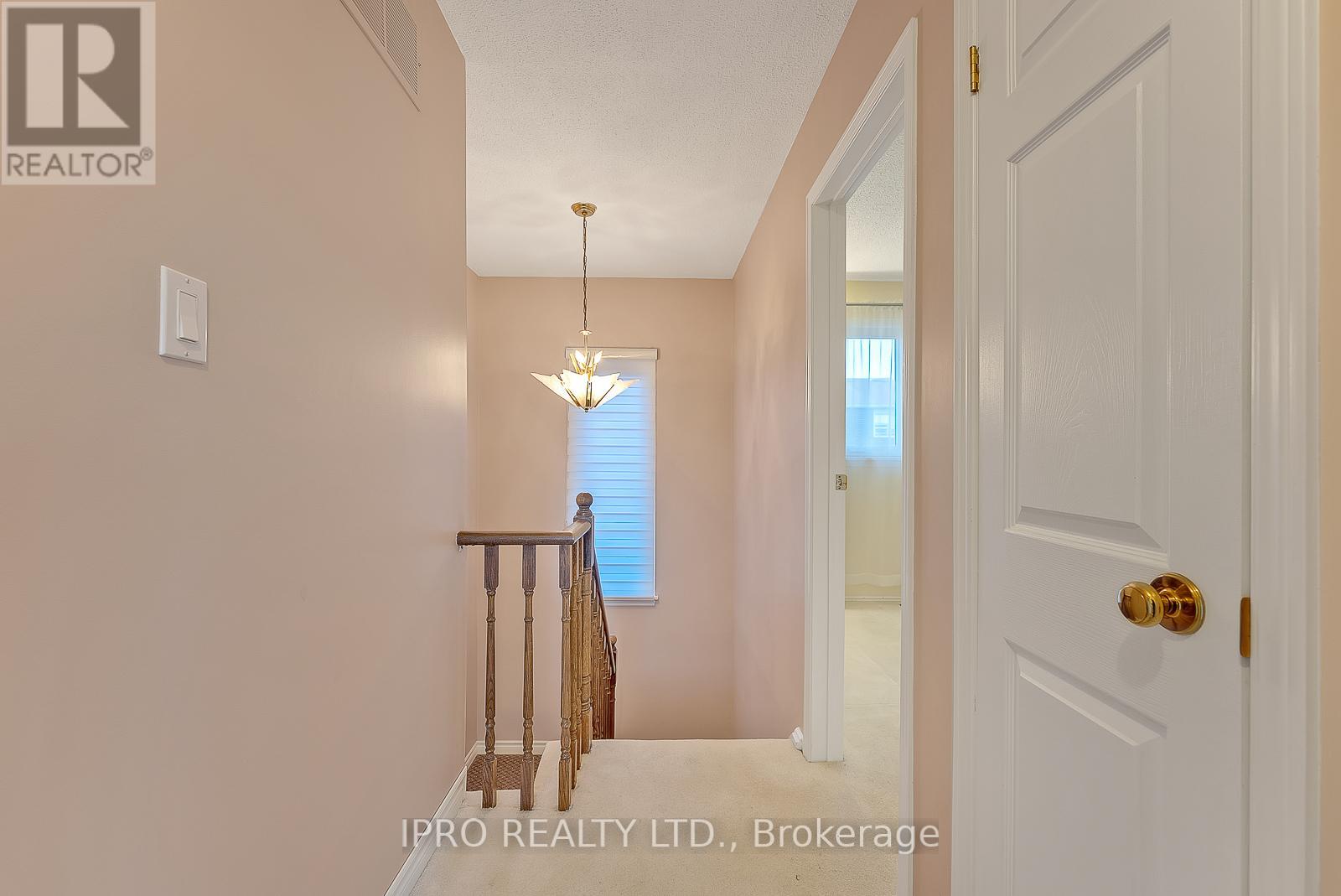 57 NUTTALL ST