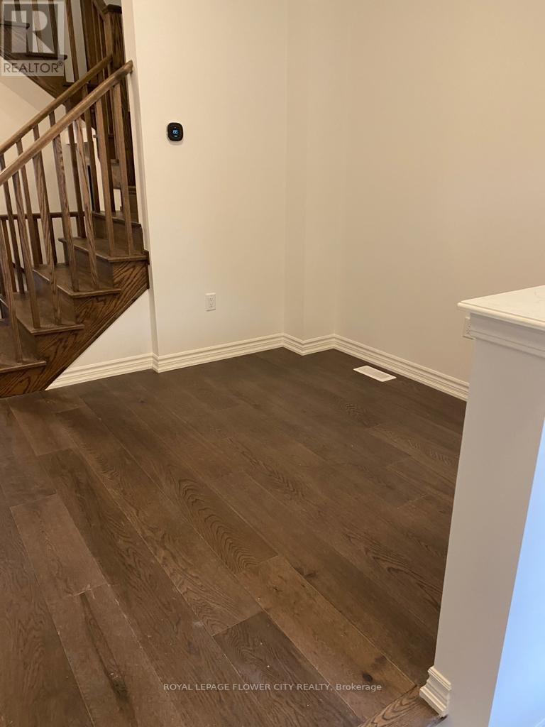 44 KEPPEL CIRC