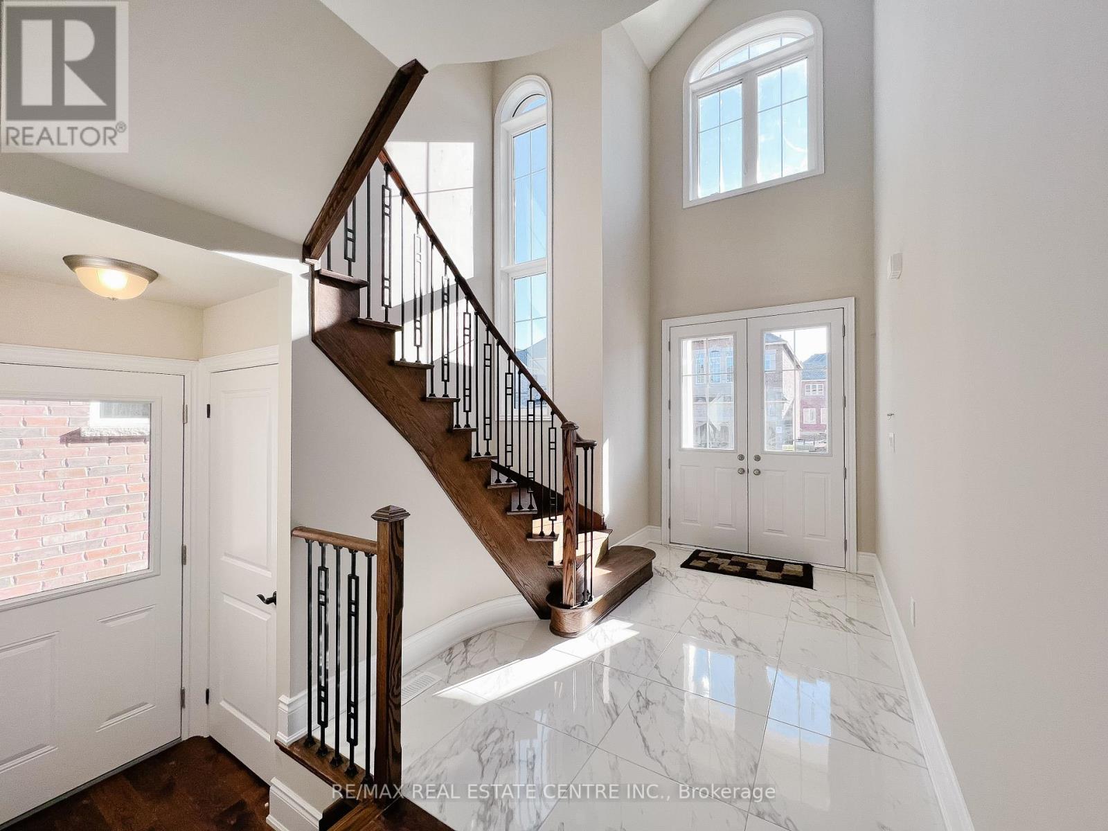 38 KAMBALDA RD