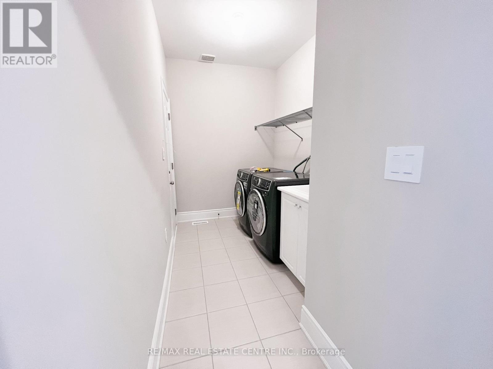 38 KAMBALDA RD