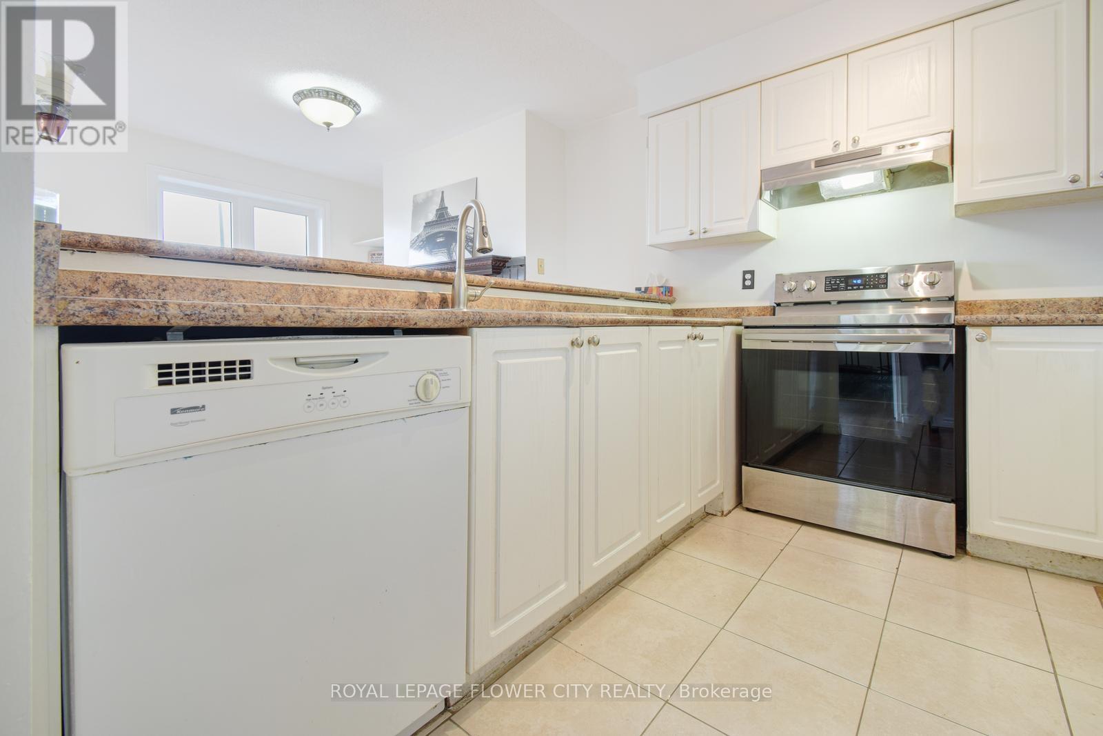 #236 -60 BARONDALE DR, #236