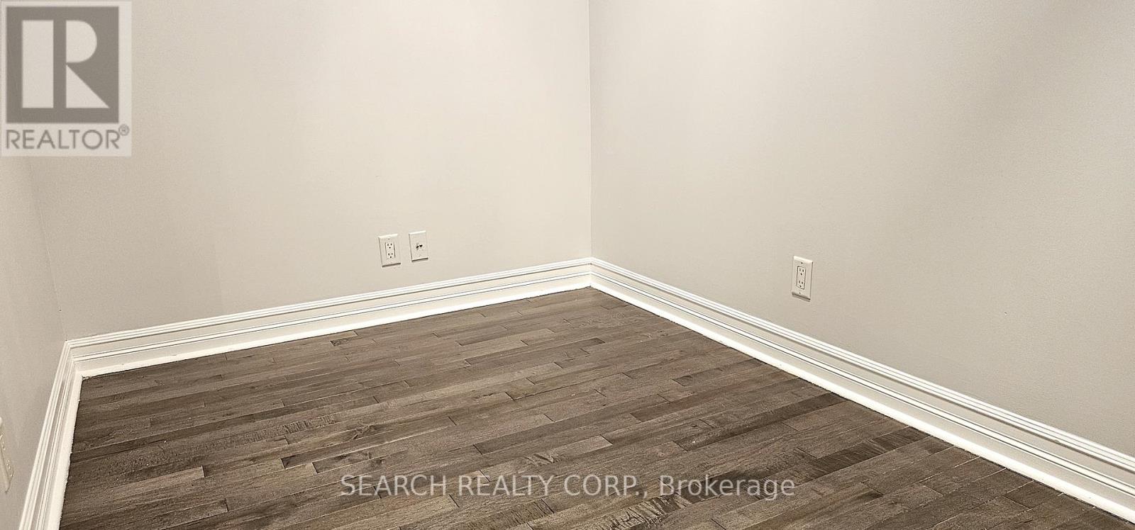 #3008 -1 ELM DR W, #3008