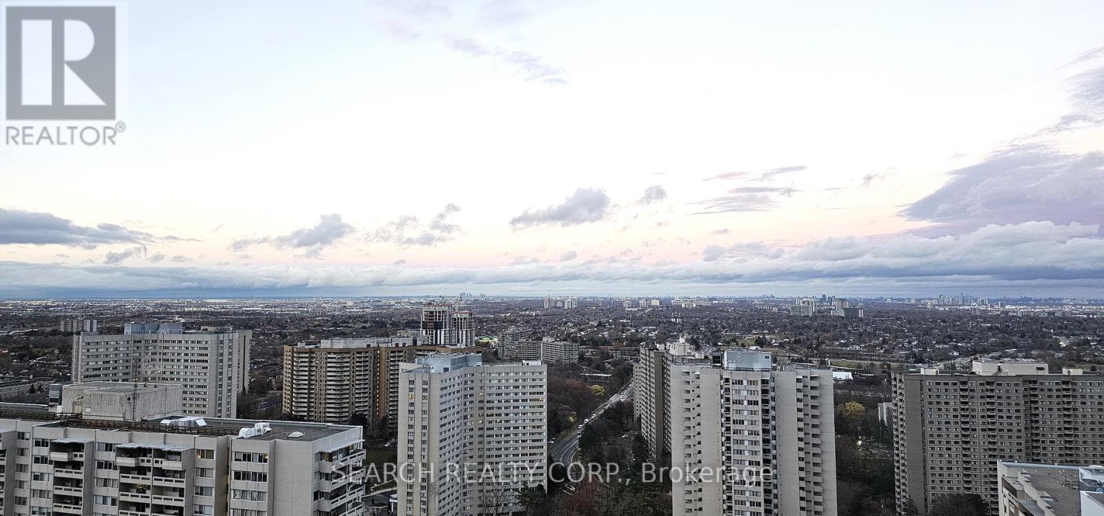 #3008 -1 ELM DR W, #3008