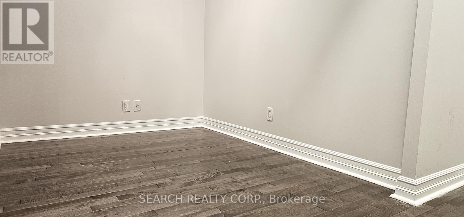 #3008 -1 ELM DR W, #3008