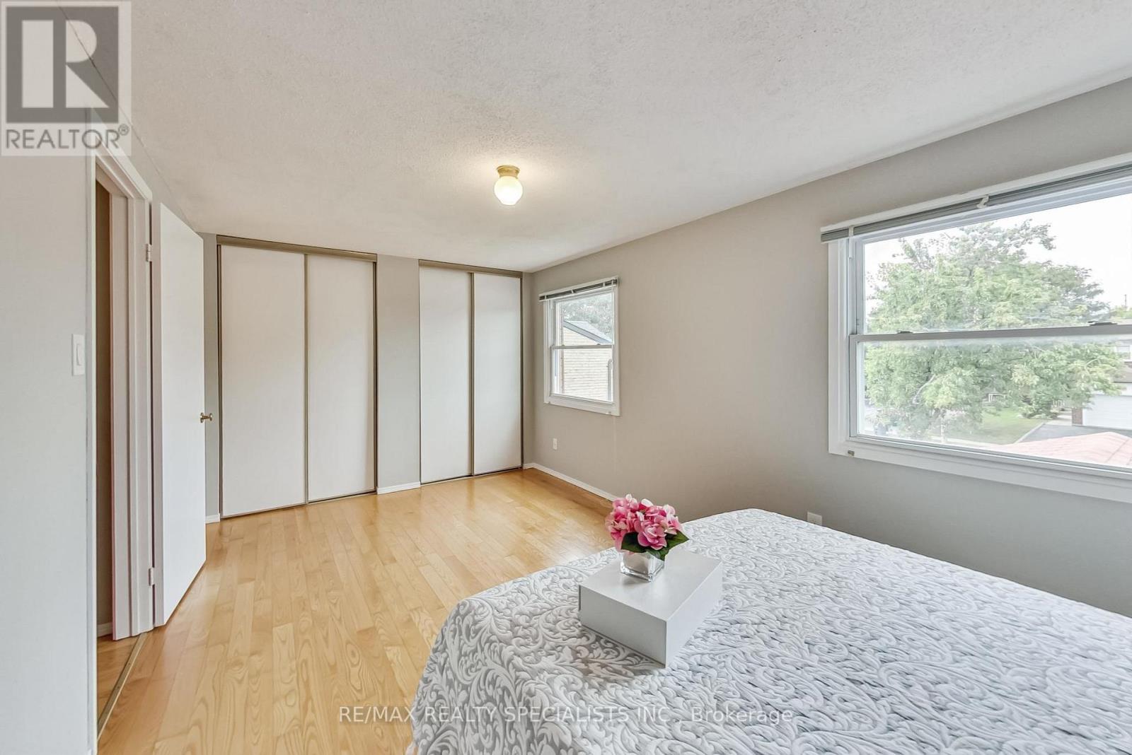4389 LEE DR