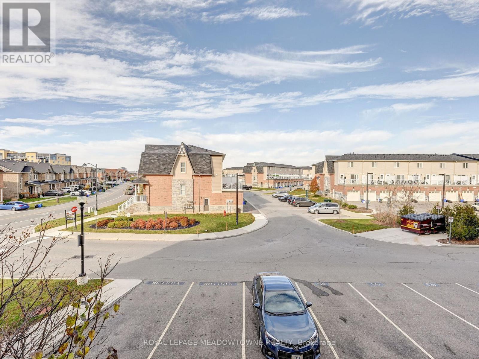 #207 -1360 COSTIGAN RD, #207