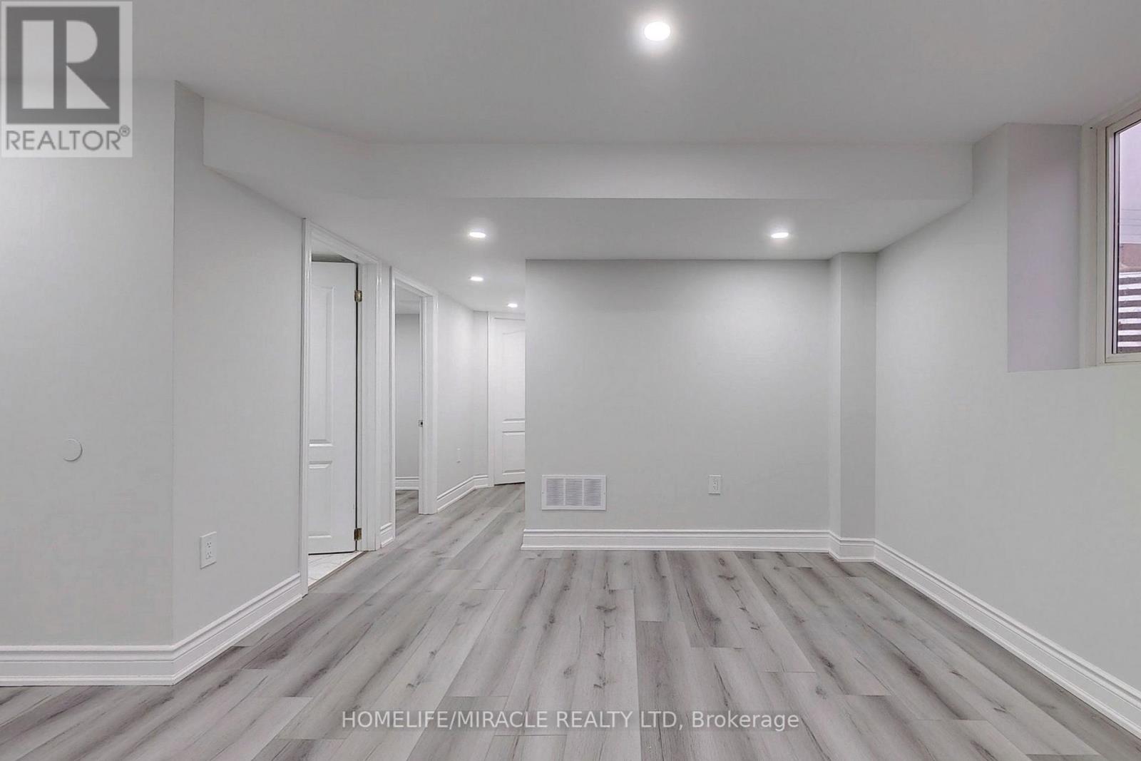#BSMNT -4059 CHANNING CRES, #Bsmnt