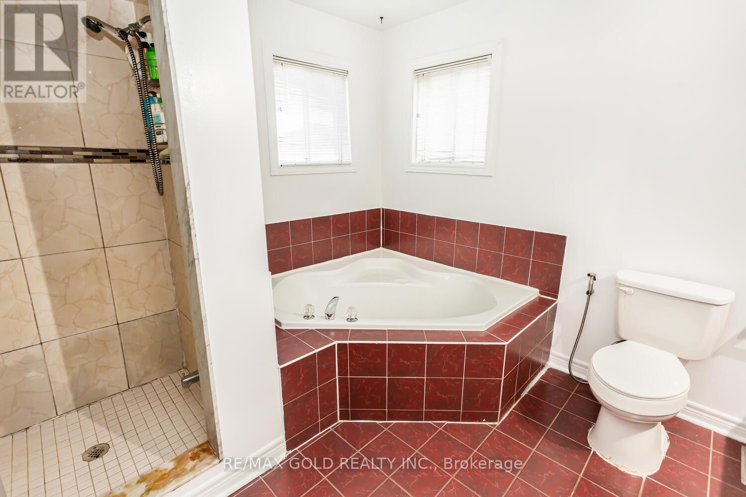 92 TESSLER CRES