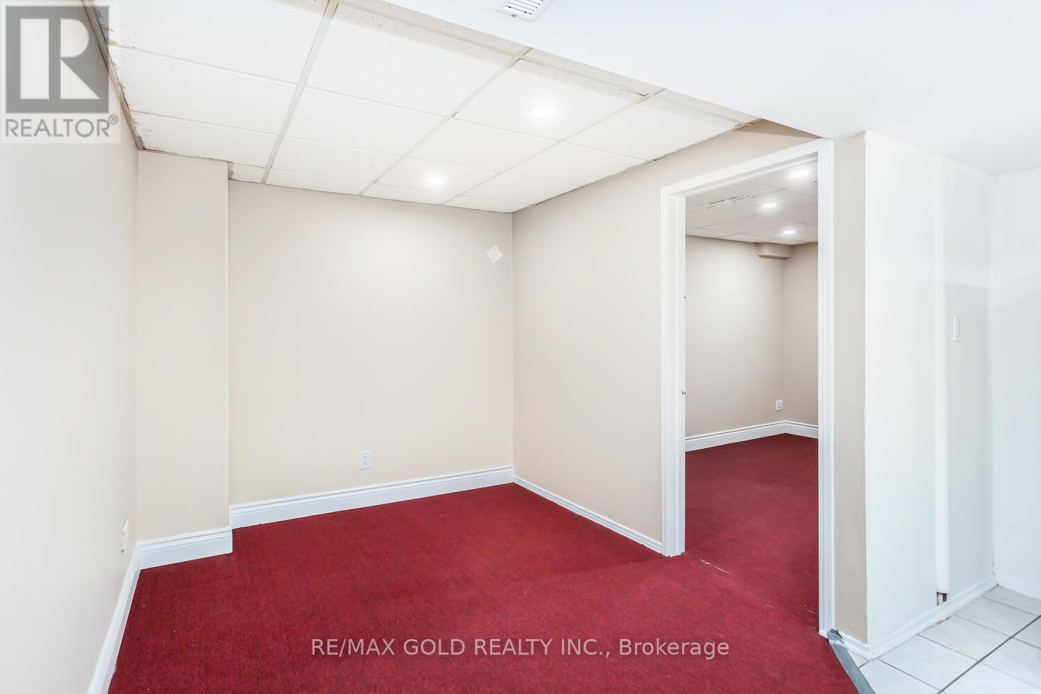 92 TESSLER CRES