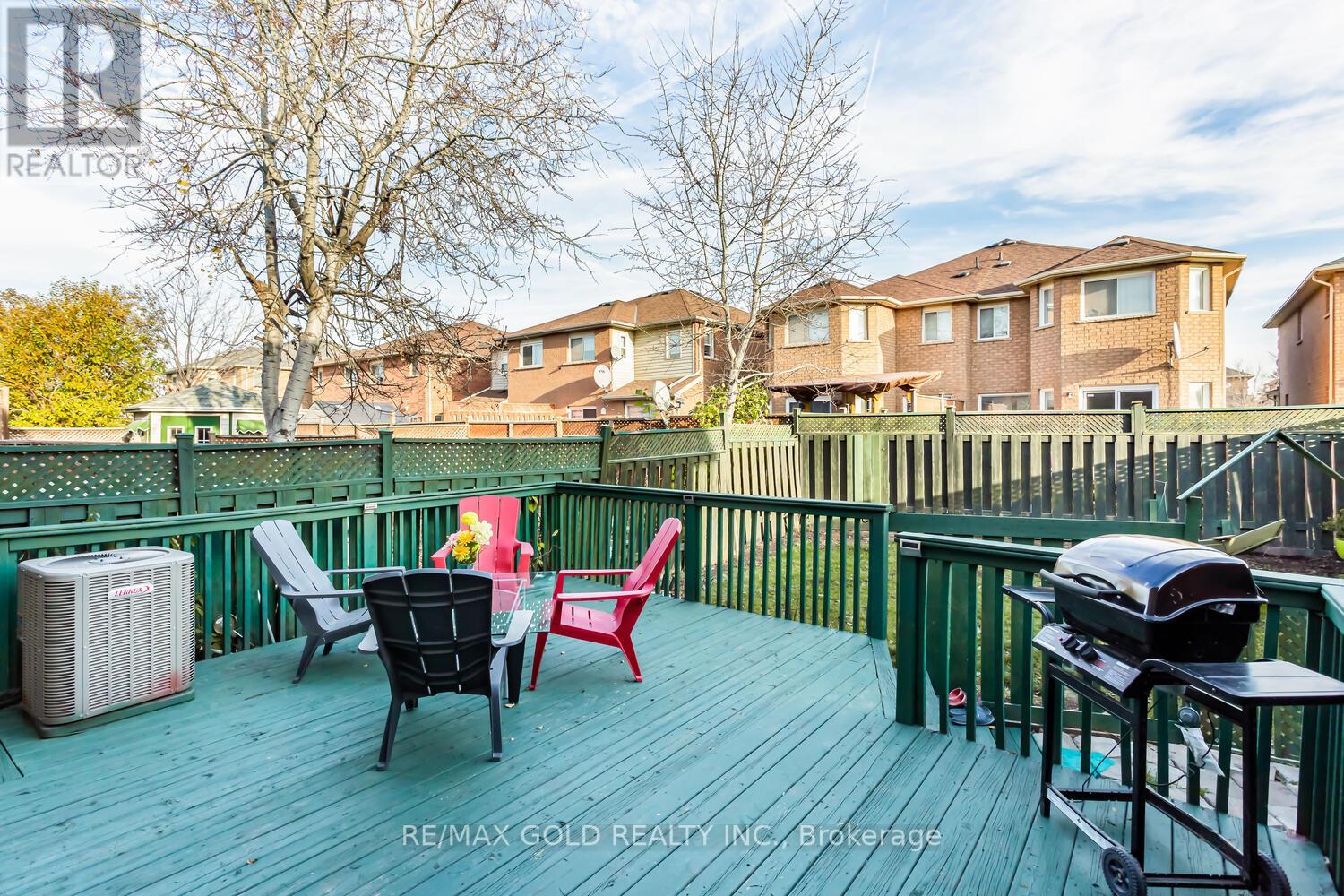92 TESSLER CRES