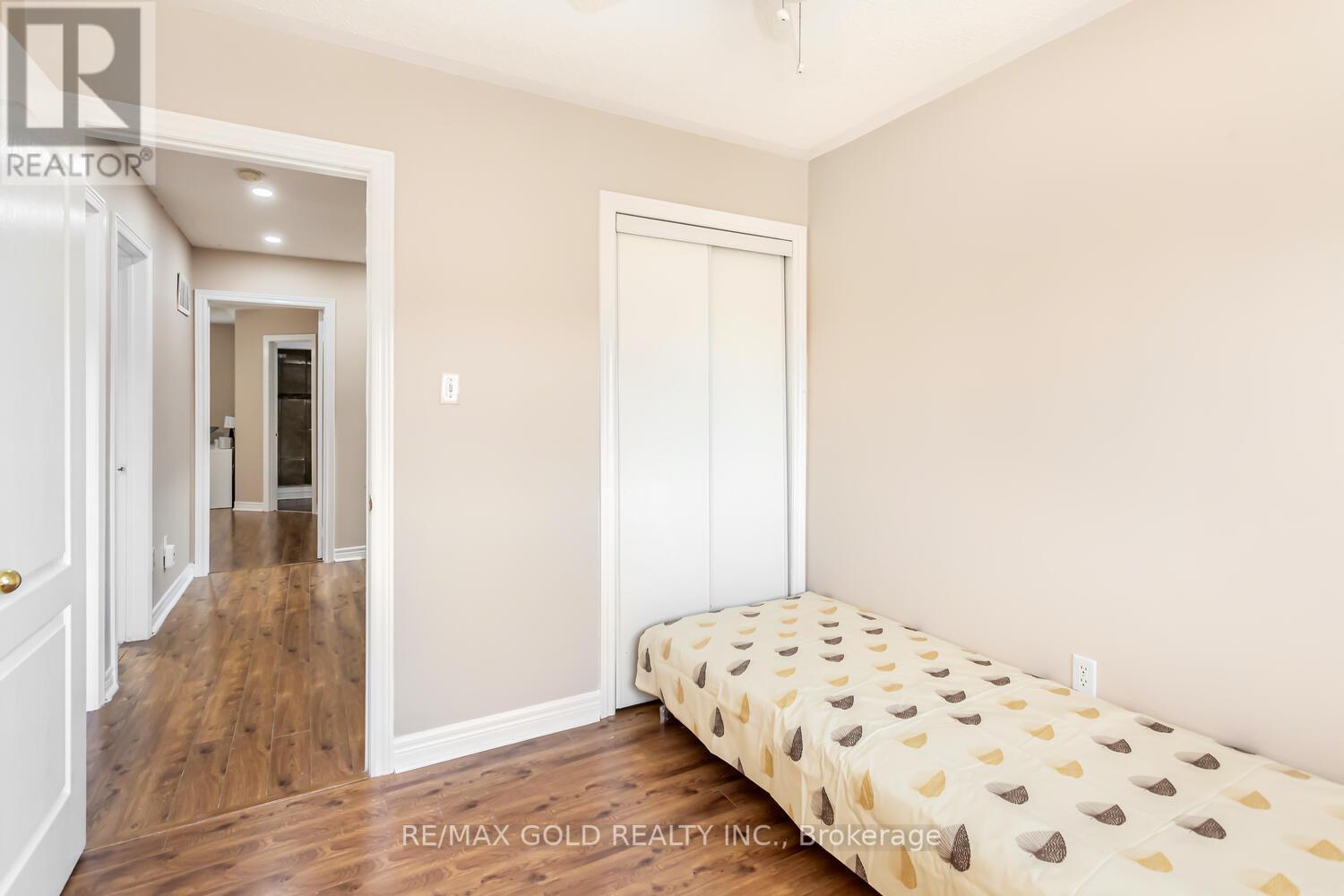 92 TESSLER CRES