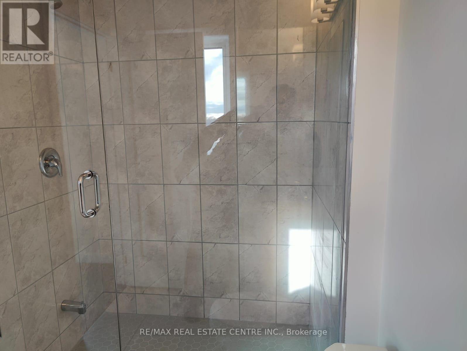1535 WELLWOOD TERR
