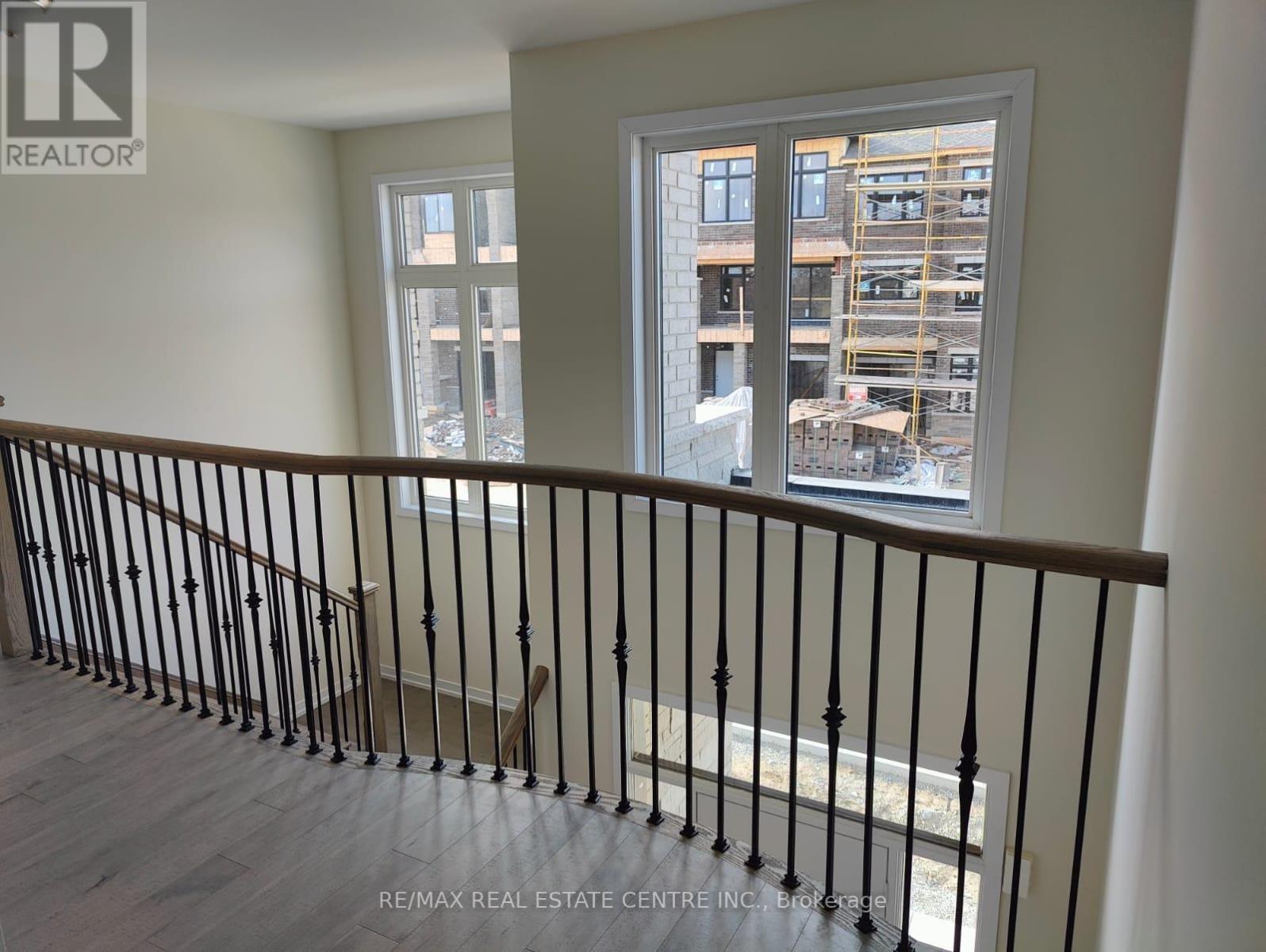 1535 WELLWOOD TERR