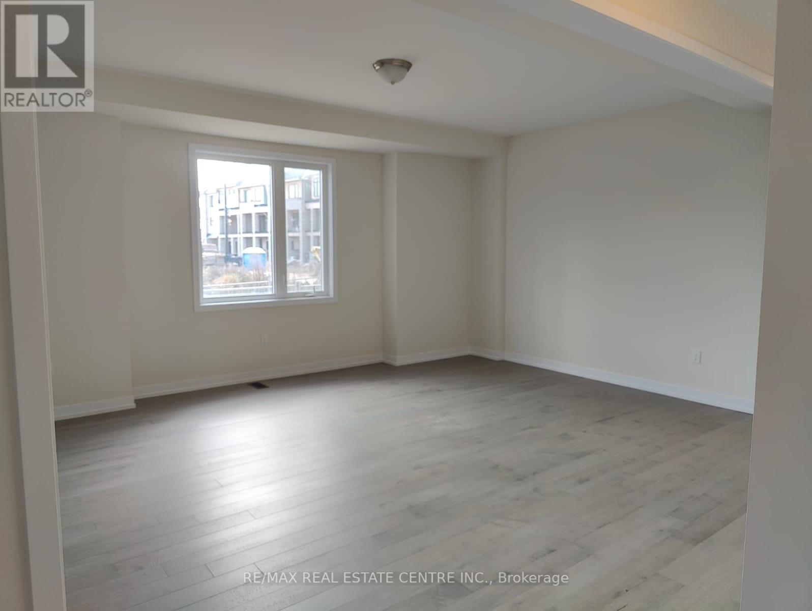 1535 WELLWOOD TERR