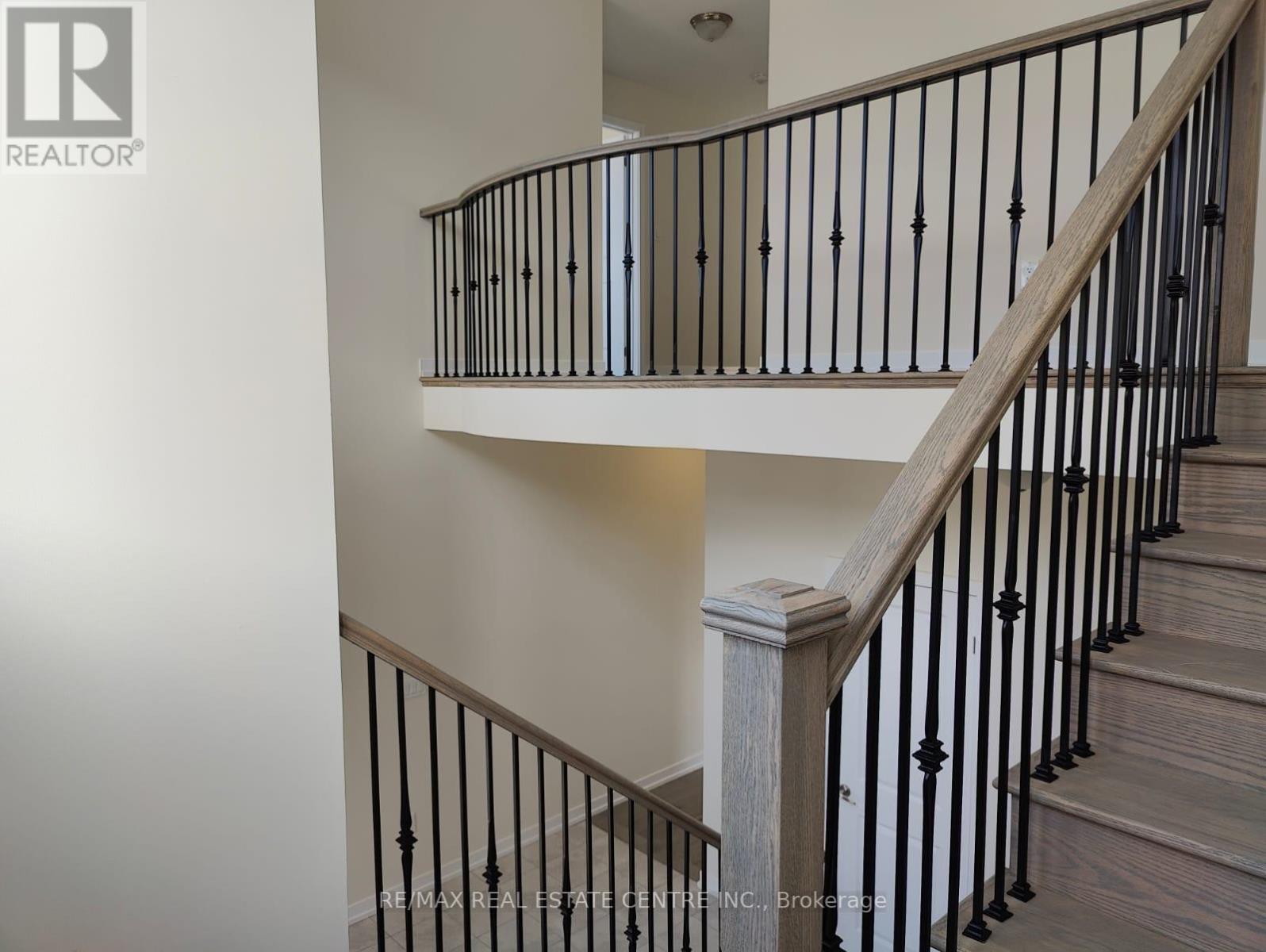 1535 WELLWOOD TERR