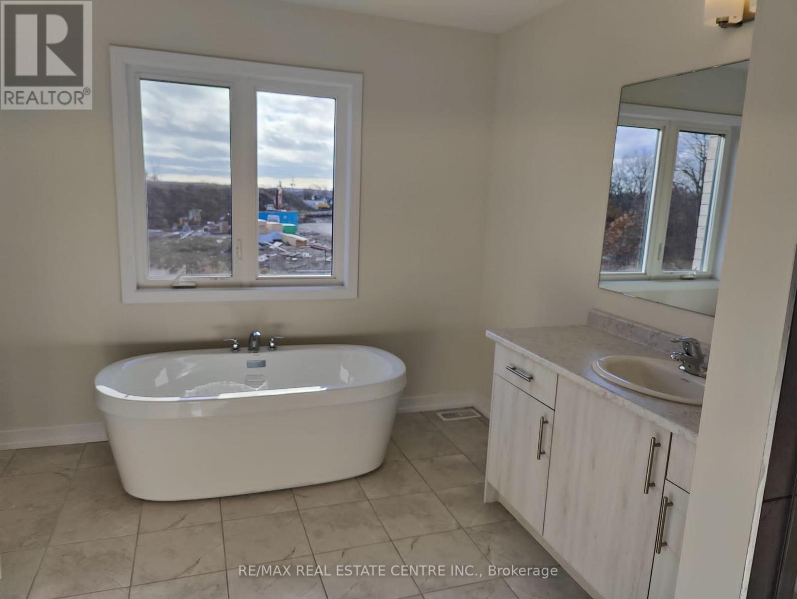 1535 WELLWOOD TERR