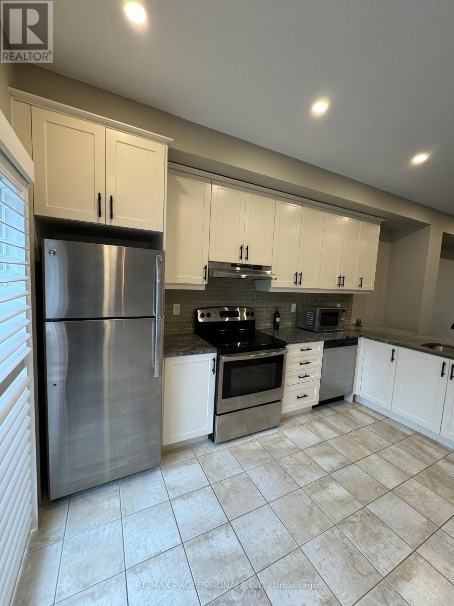 #2 -1123 HAIG BLVD, #2