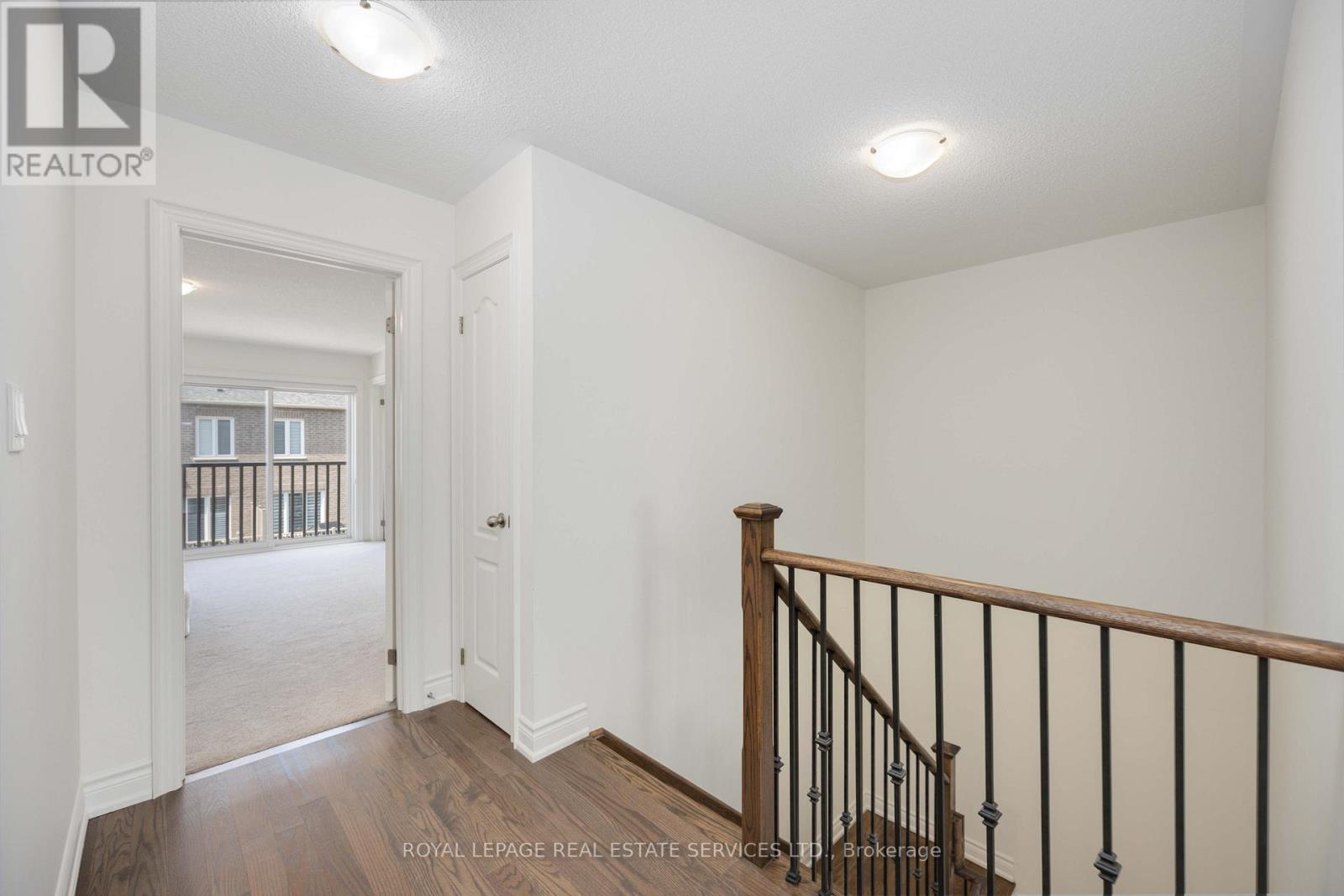 20 BRUSHWOOD DR
