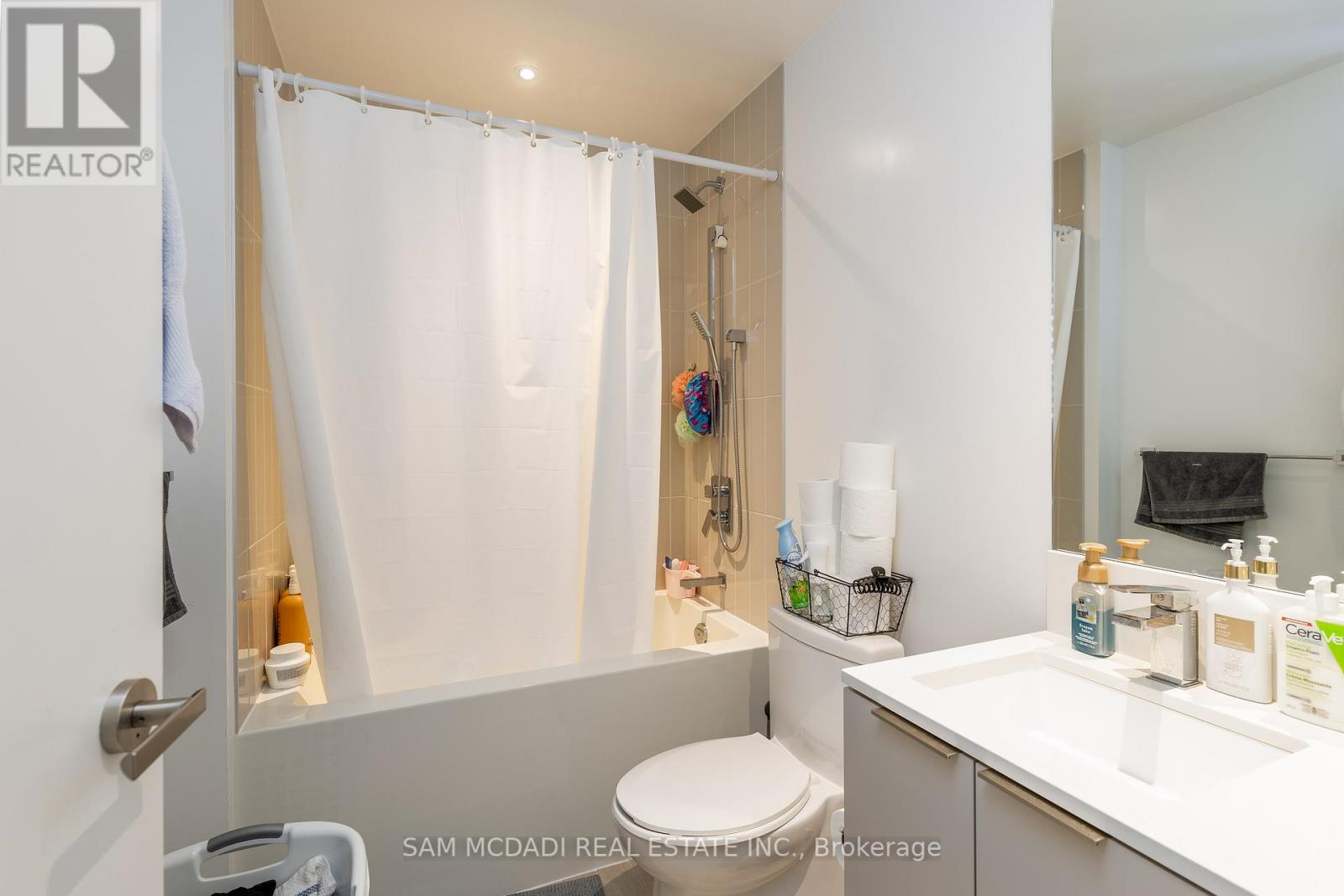 #602 -3900 CONFEDERATION PKWY, #602