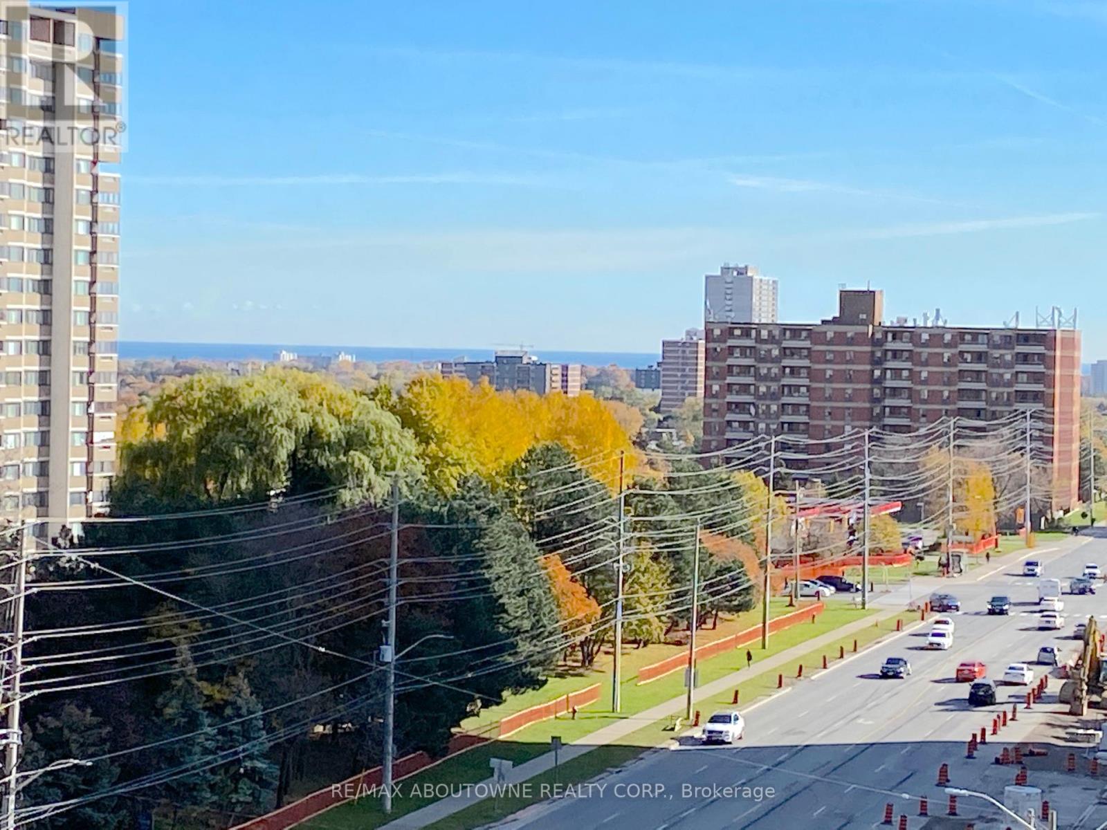 #802 -1 ELM DRIVE DR W, #802