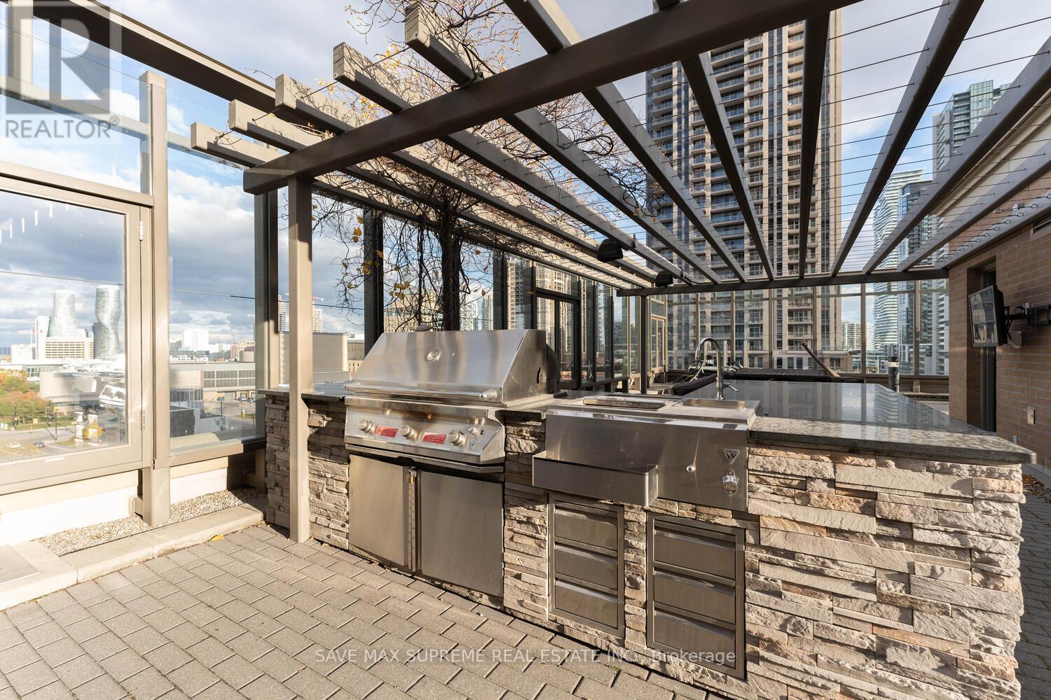 #1112 -385 PRINCE OF WALES DR, #1112
