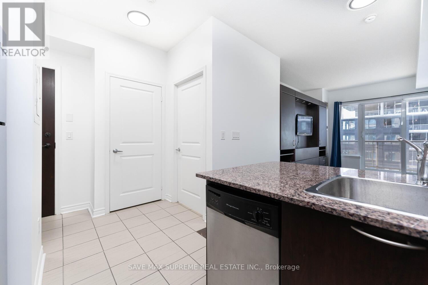 #1112 -385 PRINCE OF WALES DR, #1112