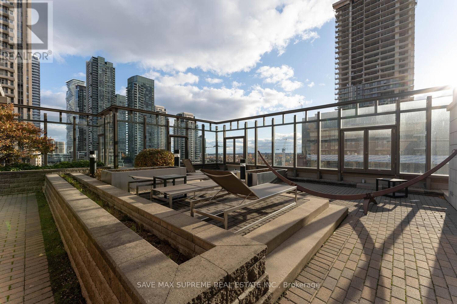 #1112 -385 PRINCE OF WALES DR, #1112