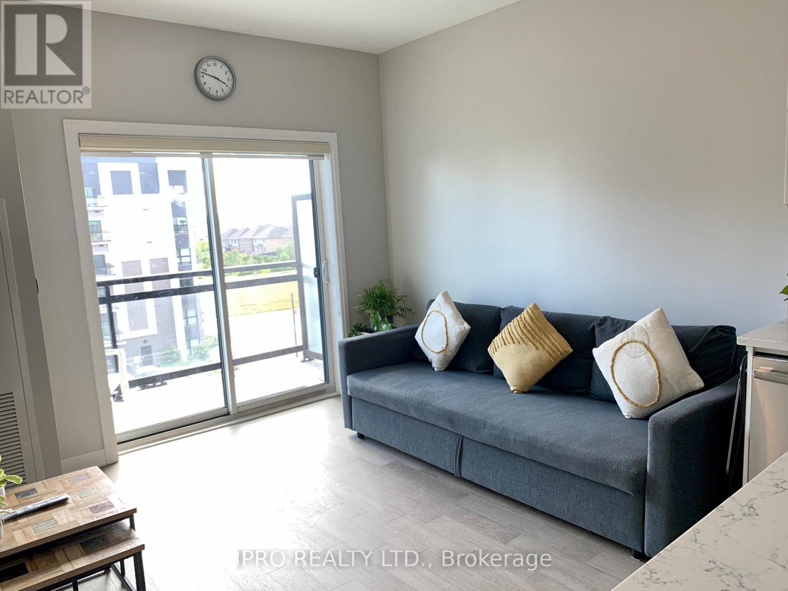 #503 -102 GROVEWOOD COMMON, #503