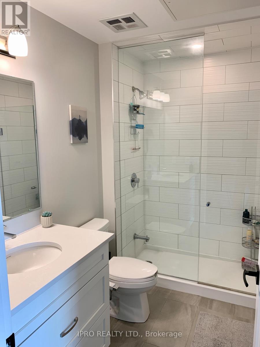 #503 -102 GROVEWOOD COMMON, #503