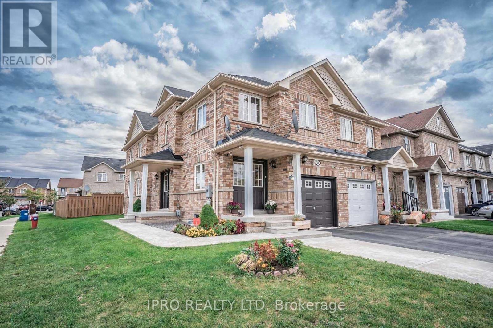 #BSMT -65 SUGARBERRY DR S, #Bsmt