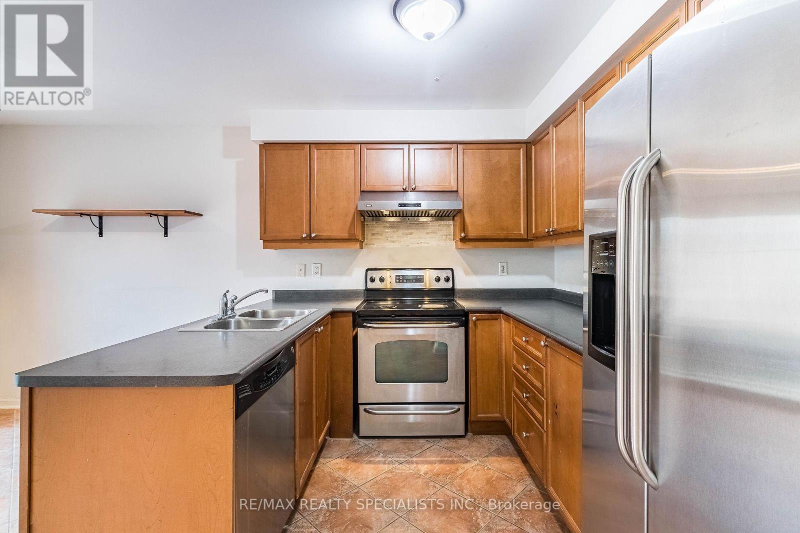 105 DECKER HOLLOW CIRC