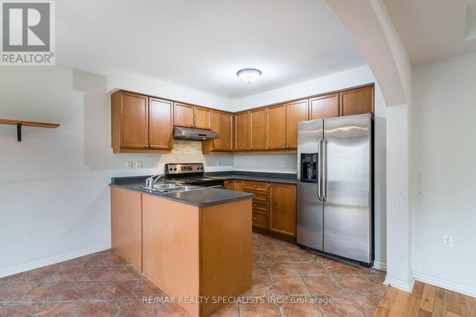 105 DECKER HOLLOW CIRC