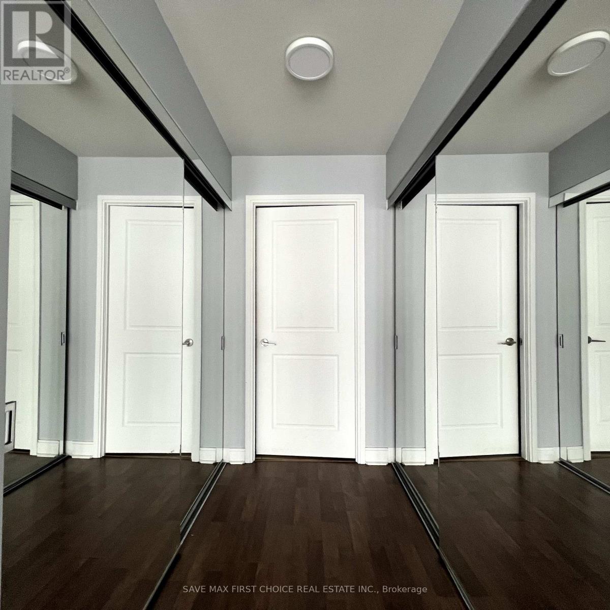 #4903 -60 ABSOLUTE AVE, #4903