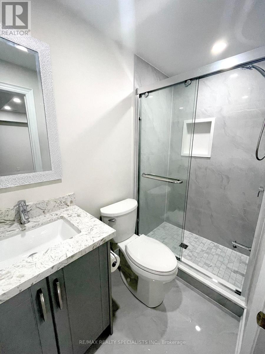 #LOWER -24 MICARTA AVE, #Lower
